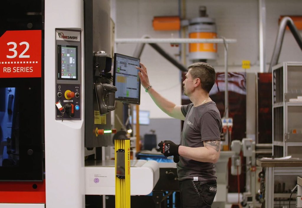 Innovative solutions for sheet metal applications Homepage Timesavers